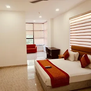 Hotel Amora Dwarka